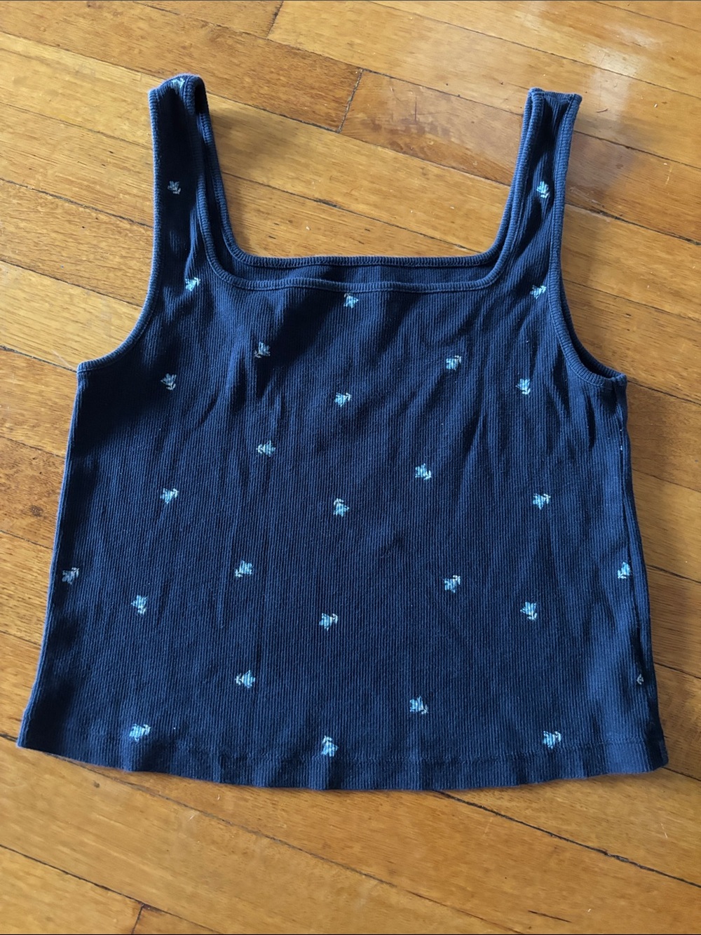 Old Navy Navy Blue Square-Neck Ribbed Tank with Light Blue Embroidered Dots